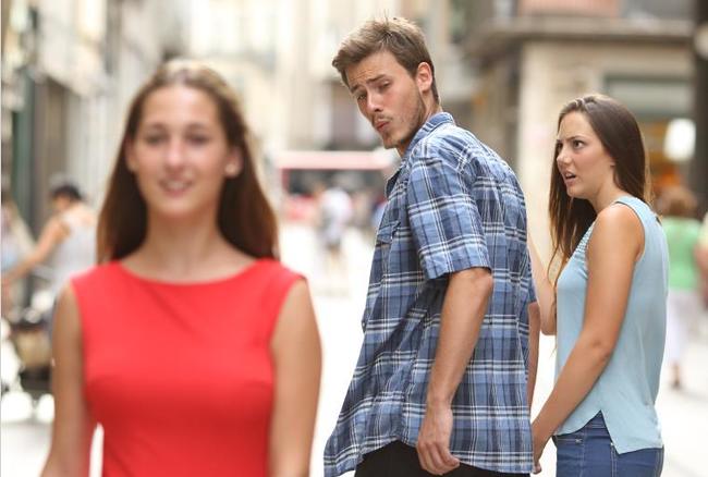 बॉयफ्रेंड करते हैं शर्मिंदा करने वाली ये हरकतें, गर्लफ्रेंड होती रहती है परेशान- Boyfriends do these embarrassing acts